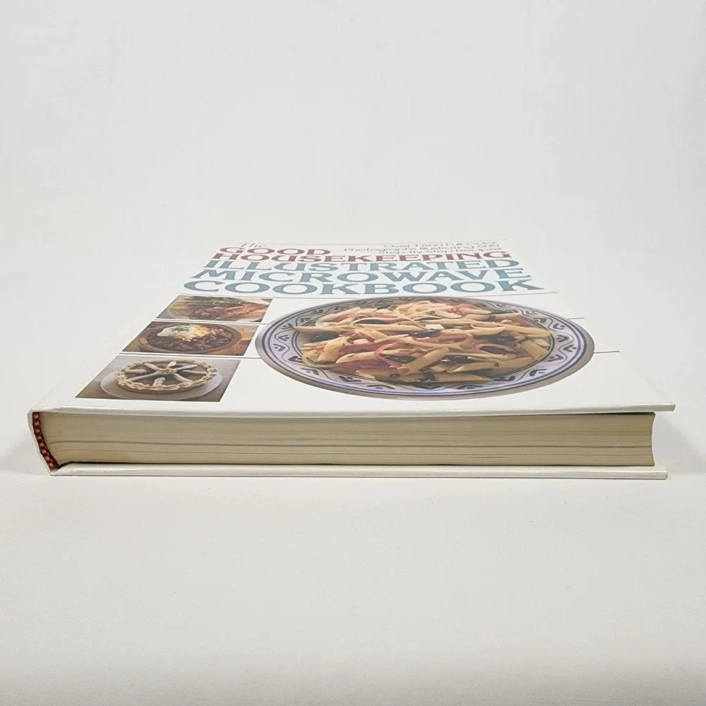 VTG The Good Housekeeping Illustrated Microwave Cookbook Hardcover 500 Recipes‎